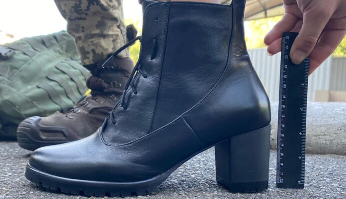 Женщины-военные не должны быть в юбках и на каблуках - ветеран АТО