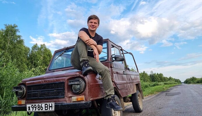 Дмитро Комаров показав зворотну сторону подорожей, і після цього фото ви не захочете в ліс