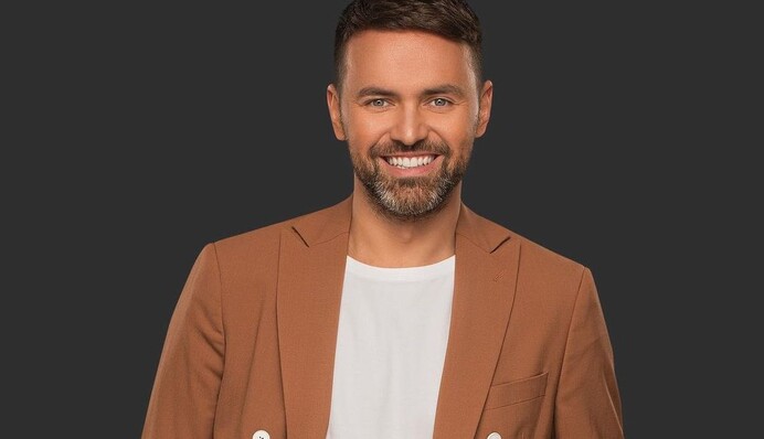 Телеведучий Тимур Мірошниченко вакцинувався від коронавірусу: Довго вагався