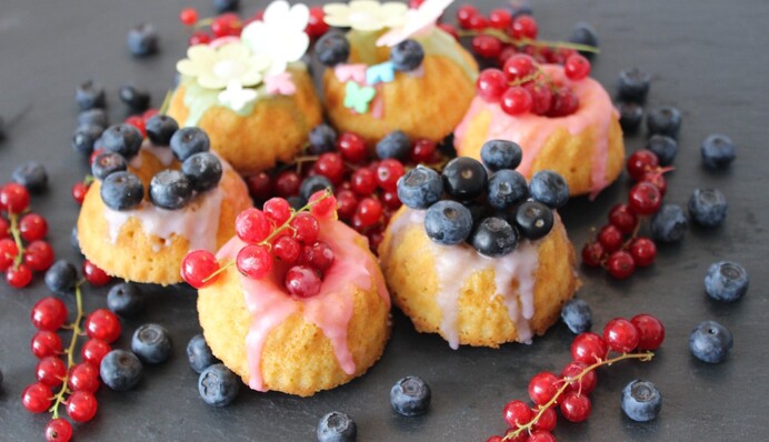 Три смачні десерти зі смородиною: корисні рецепти в сезон ягід