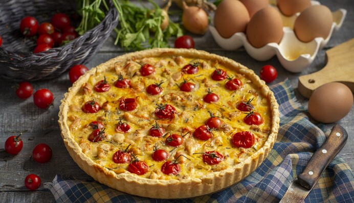 Готовим дома французский пирог с курицей Киш Лорен: подробный рецепт