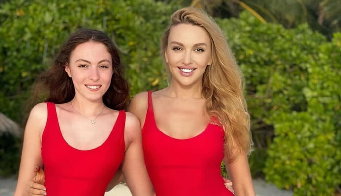 Оля Полякова заступилась за дочь Машу после матерного выступления ее панк-рок группы