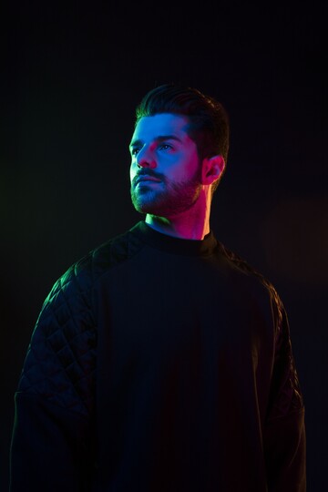 Любимец Армина Ван Бюрена и Мика Джаггера: диджей ALOK едет в Киев