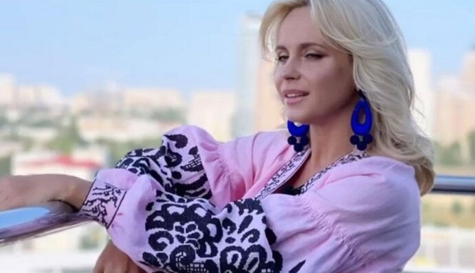 Лилия Ребрик в коротком платье-вышиванке собрала комплименты подписчиков: Украинская Мэрилин Монро