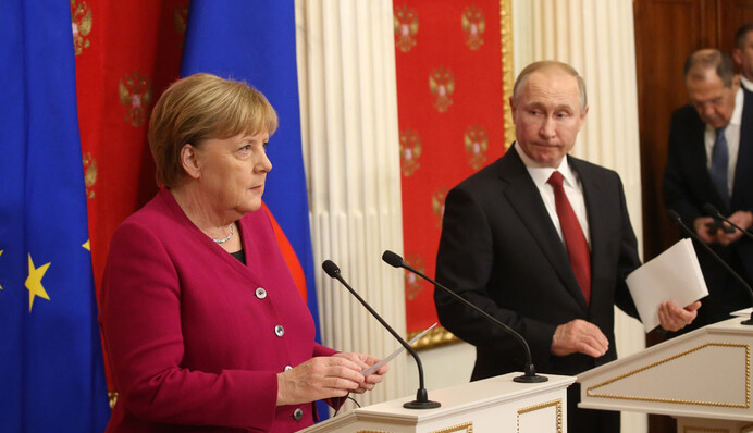 Справа - труба: як Росія шантажує Європу 