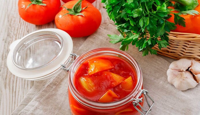 Как приготовить вкусное лечо из кабачков и перца: простой рецепт