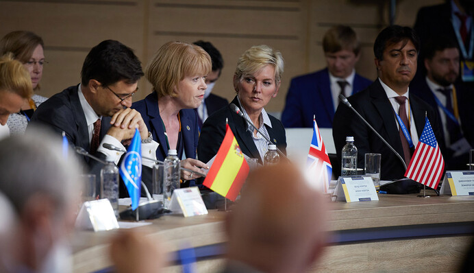 Встретимся в Ялте: как прошел первый саммит Крымской платформы в Киеве