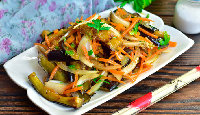 Как приготовить вкусные баклажаны по-корейски: простой рецепт