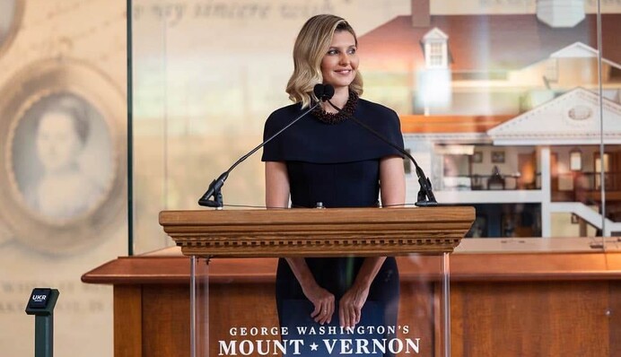 Олена Зеленська в США приміряла строгий чорний образ і розповіла про перші успіхи візиту