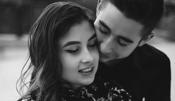 Беременная невеста Романа Сасанчина рассказала о трудной беременности и назвала срок родов