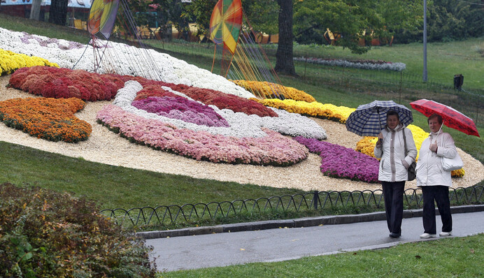 Літо у вересні і різкі коливання температури: якою буде погода восени