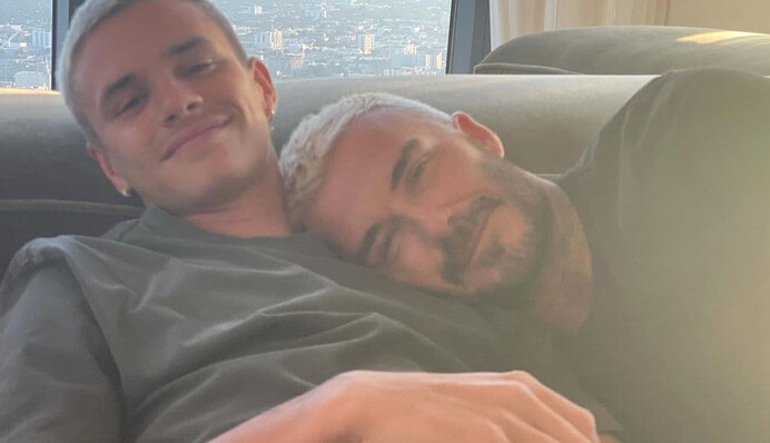 19-летний сын Дэвида Бекхэма пошел по стопам отца и стал футболистом