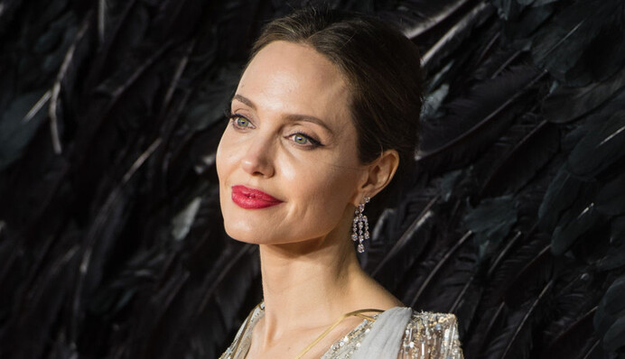 Харві Вайнштейн різко відповів на звинувачення Анджеліни Джолі в домаганнях