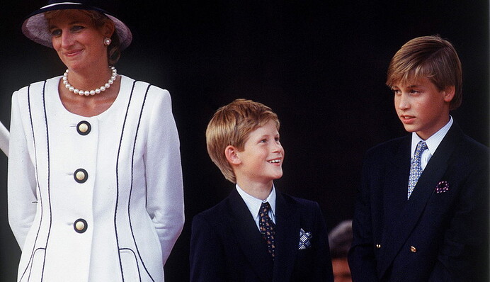 Як виглядають маленькі принци Гаррі та Вільям у 5 сезоні серіалу 