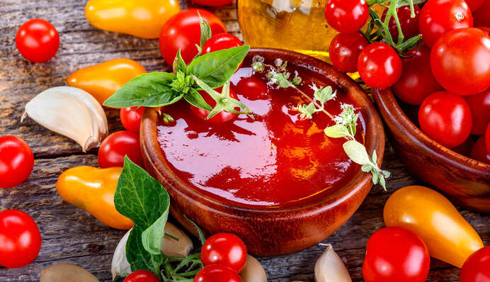 Как приготовить вкусный домашний кетчуп из томатов и сладкого перца: простой рецепт