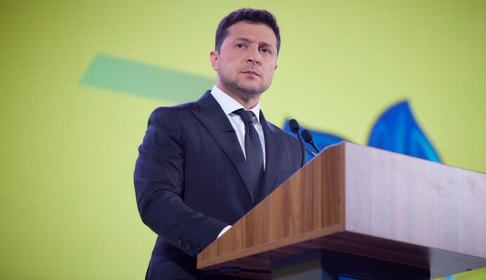 Далеки от народа: пять главных вызовов для команды Зеленского этой осенью