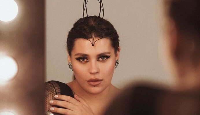 Солистка KAZKA рассказала о конфликте с первым партнером на 