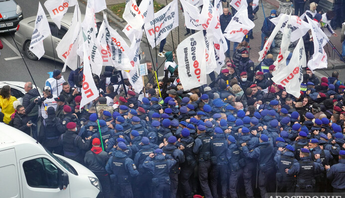 Охота на ФОПов: кто хочет окончательно загнать малый бизнес в тень