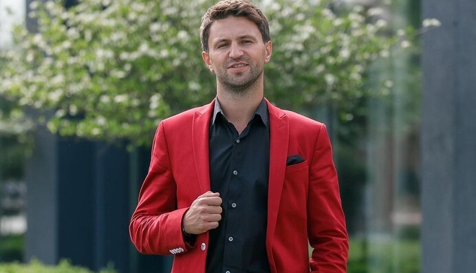 Фаворит Златы Огневич рассказал, зачем пришел на 