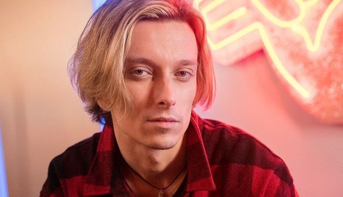 Участник шоу 