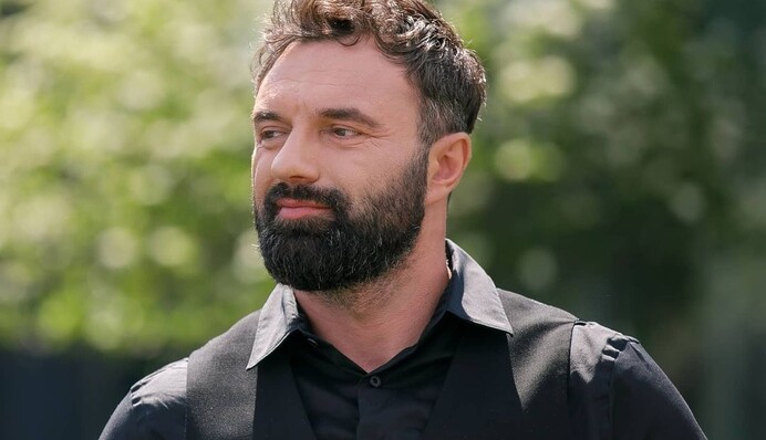 Выбывший участник 