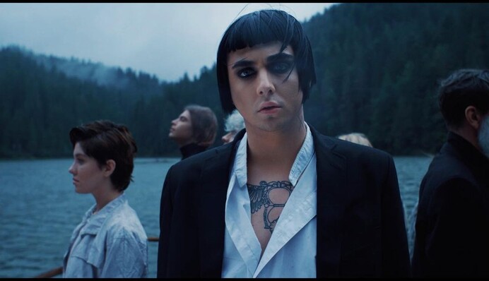 Melovin заявил, что канал M1 отказался взять в ротацию его новый клип из-за каминг-аута