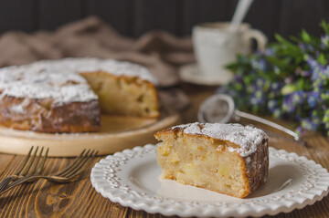 Як приготувати пісну шарлотку з яблуками: простий рецепт