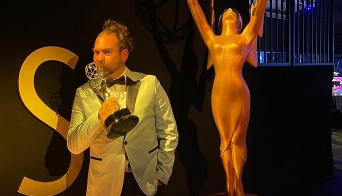 Стиліст серіалу 