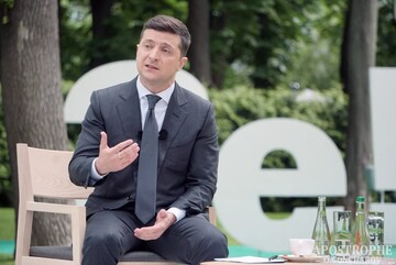 Минус 9: что поможет Зеленскому поднять рейтинг