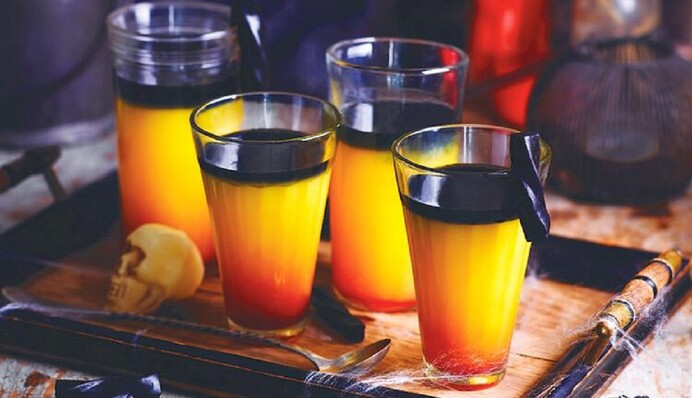 3 коктейлі на Хелловін, які доповнять вашу вечірку: прості рецепти