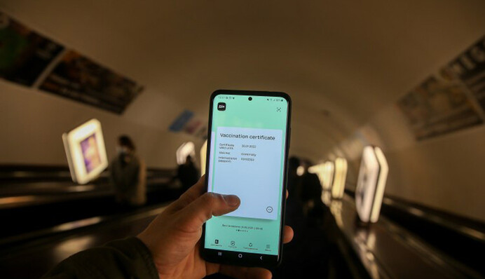 Люди покупают сертификаты о вакцинации, а потом жалеют об этом в реанимациях - врач-анестезиолог
