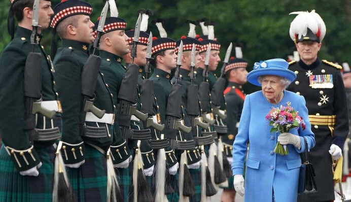 Королева Елизавета пропустит важный прием из-за опасений по поводу здоровья
