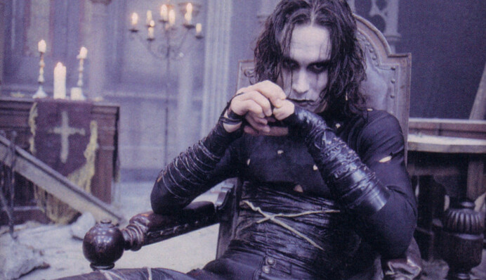 После убийства Галины Хатчинс невеста Брендона Ли призвала отказаться от настоящего оружия в кино