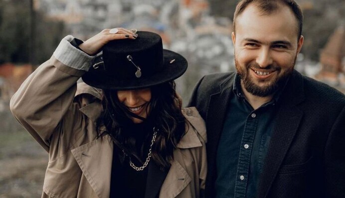 Джамала показала серию счастливых кадров с мужем в честь его дня рождения