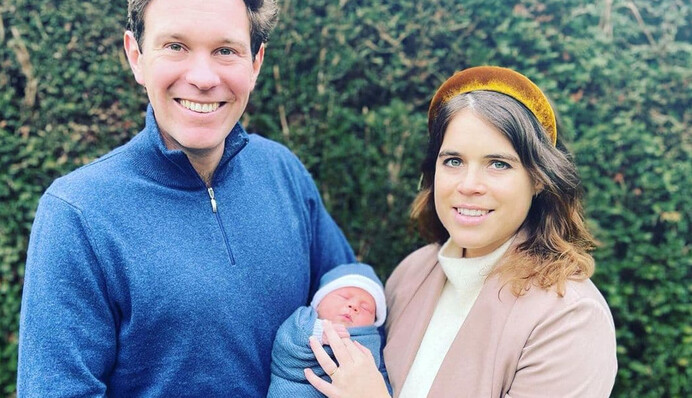 Принцесса Евгения показала смешной костюм маленького сына на Хэллоуин