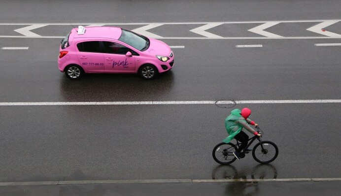 Рай для велосипедов и ограничения для автомобилистов: как изменились ПДД с 1 ноября