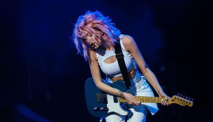 Надя Дорофєєва переспівала хіт гурту 