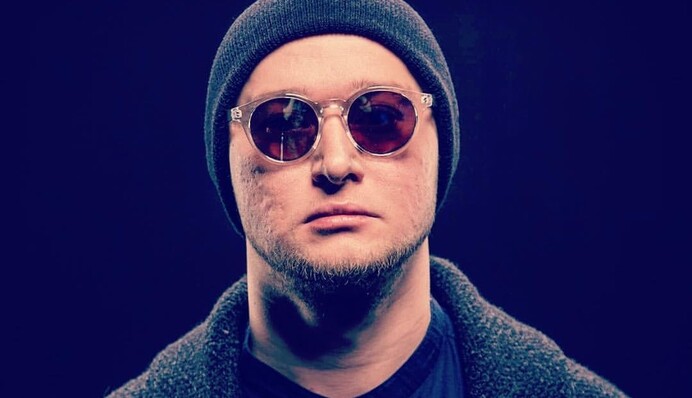 Андрей Хлывнюк из группы 