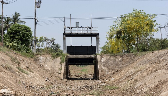 Дно пробили: як російські окупанти 