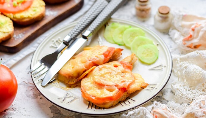 Как приготовить сочные куриные отбивные с сыром: простой рецепт