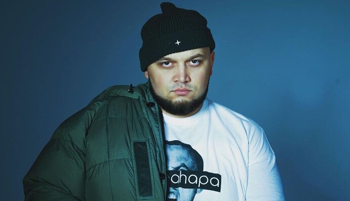 Рэпер Kyivstoner стал отцом и показал первое фото из роддома