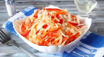 Як смачно заквасити капусту з перцем чилі: простий рецепт