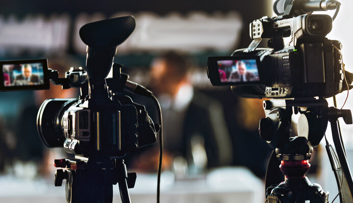 Ліцензії лише Русскому радіо та друзям Банкової