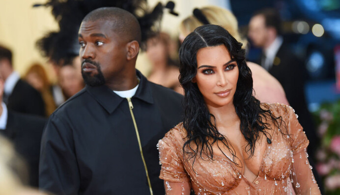 Канье Уэст рассказал, почему Ким Кардашьян решила развестись  - рэпер хочет вернуть семью