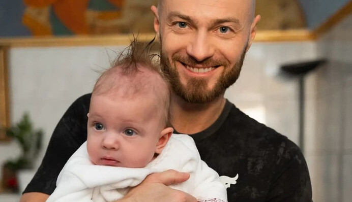 Анатолий Анатолич показал милые фото с крещения сына - Влад Яма стал крестным отцом