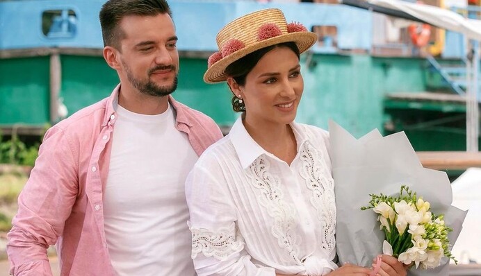 Злату Огневич заметили вместе с выбывшим участником 