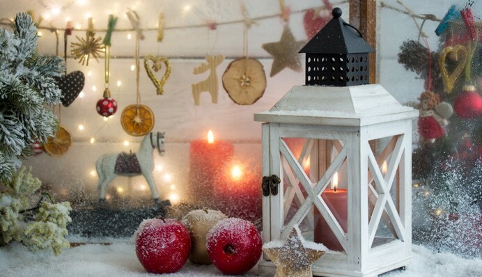 12 идей декора на Новый год: как украсить комнату не за все деньги мира