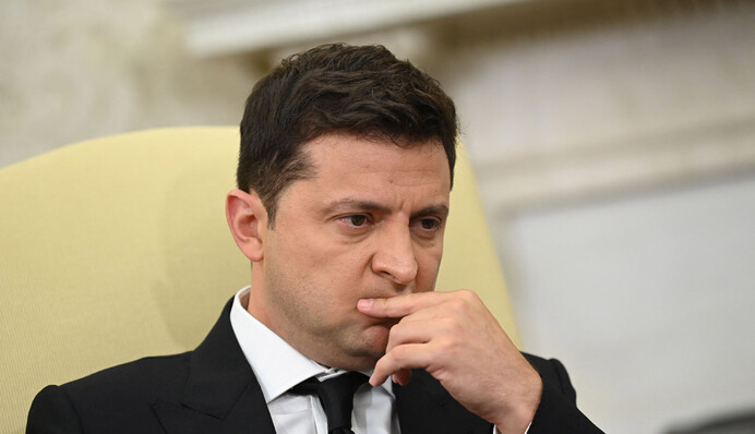 Поставить перед фактом: что передаст Зеленскому Байден после разговора с Путиным