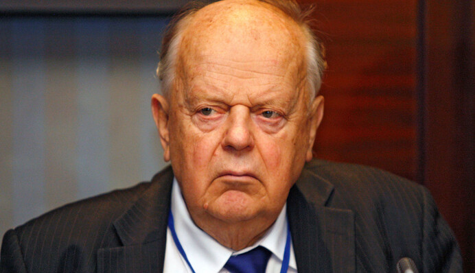 Путін та Лукашенко сидять на наркотику, вони небезпечні для суспільства – Станіслав Шушкевич