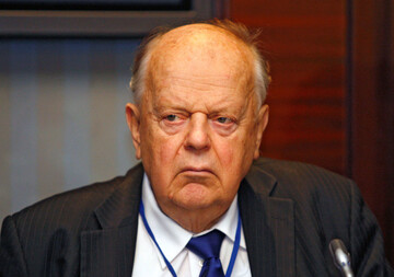 Путин и Лукашенко сидят на наркотике, они опасны для общества – Станислав Шушкевич